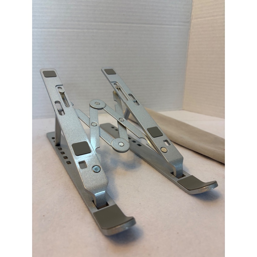 Adjustable Aluminum Laptop Stand Folding Portable Ergonomic Risers Silver